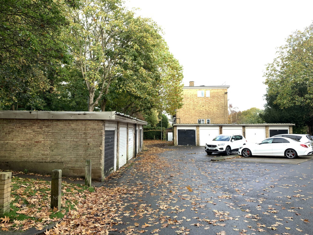 Innes Gardens Site Photo